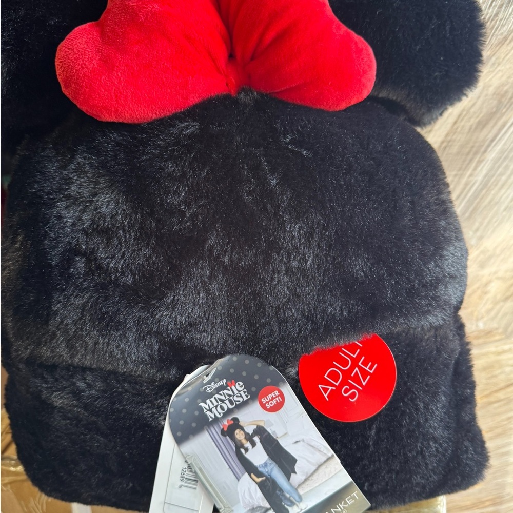 Mini mouse hooded blanket - Picture 4 of 4